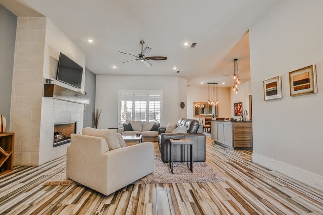 Photo - Stunning 4-Bedroom Luxury Home with Resort-Style Pool in Prestigious Oakmont Estates – Available ...