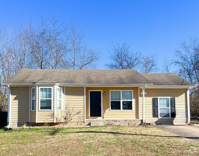 Building Photo - Single-Family in Oak Grove, KY--Deck and F... Rental