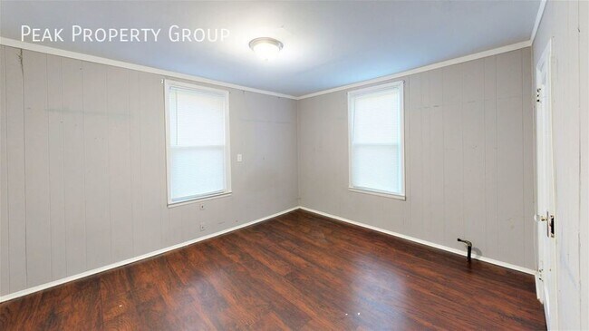 Photo - 2317 Stratford Ave