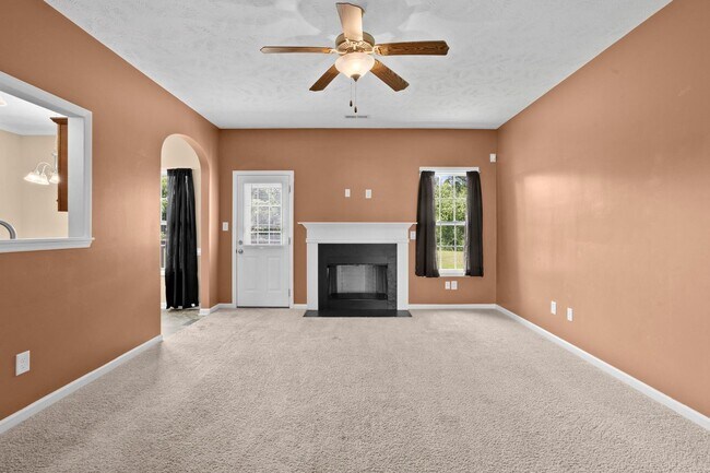 215 Classy Ct