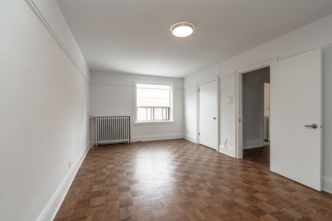 Photo - 110 Wellesley St E Unit 601