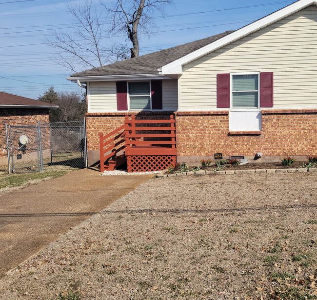 Photo - 128 Slayton Ct Unidad 128