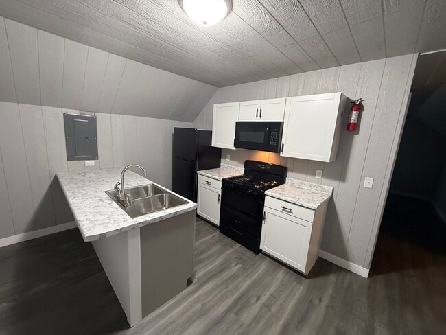 Photo - 1326 N 8th St Unit 2