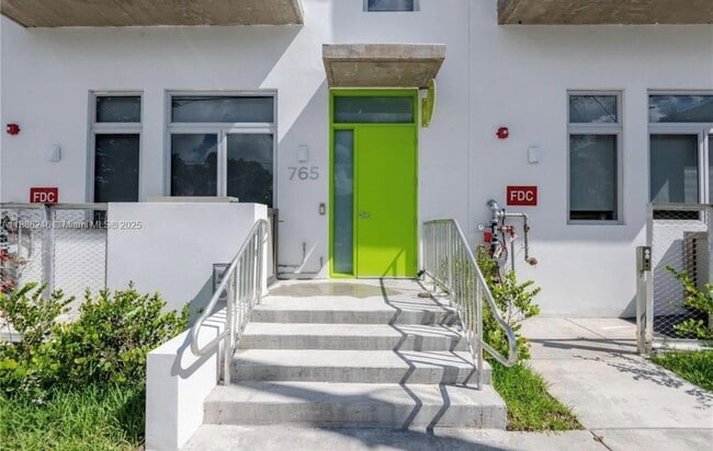 Photo - 761 NW 1st St Unit 301
