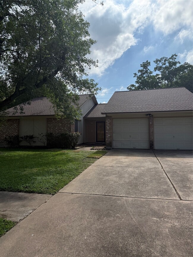 Building Photo - 262 Coppersmith Dr