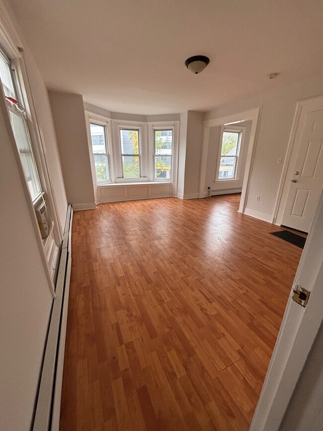 Building Photo - 101 Bristol St