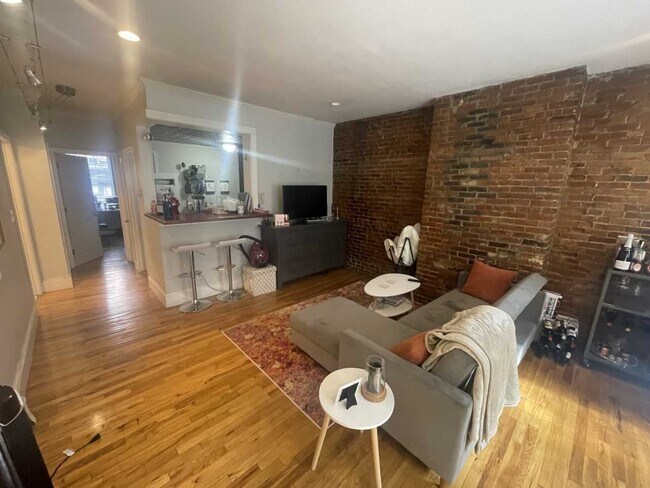 Photo - 83 Waltham St Unidad 1