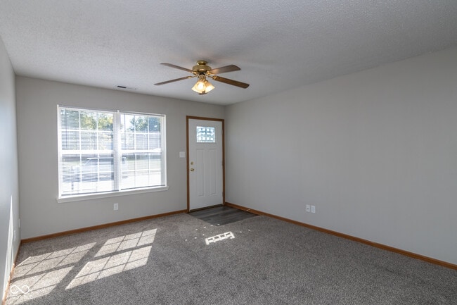 Photo - 2816 Fieldstone Ct