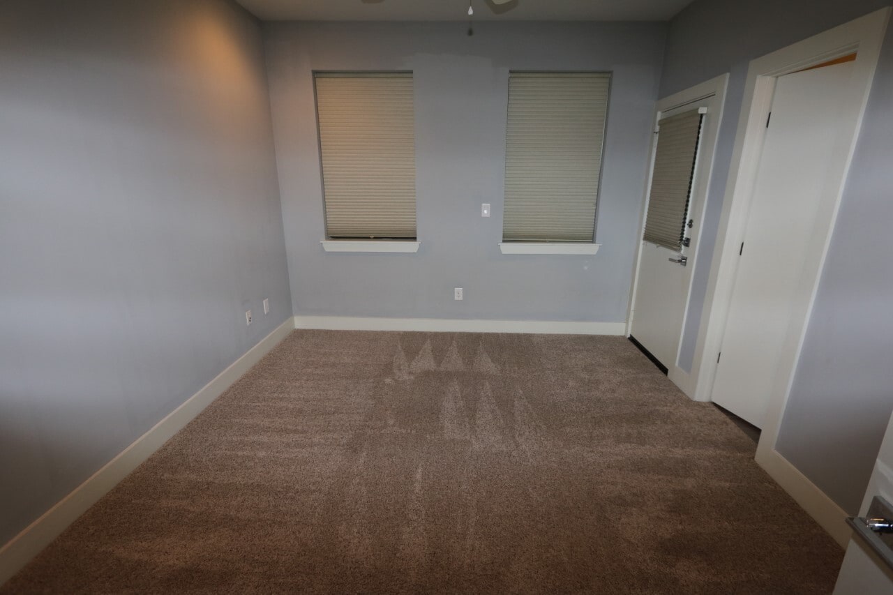 Photo - 2103 Hadley St
