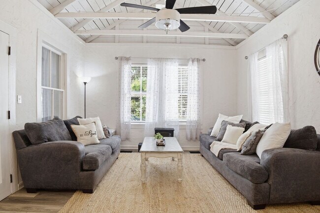 Photo - 17 Dufferin St Unidad SI ID1578604P