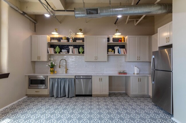 Maren Grove Apartments