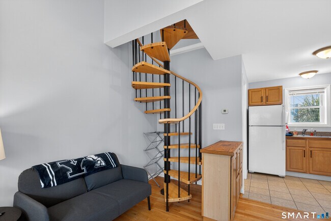 Photo - 85 Bishop St Unidad A