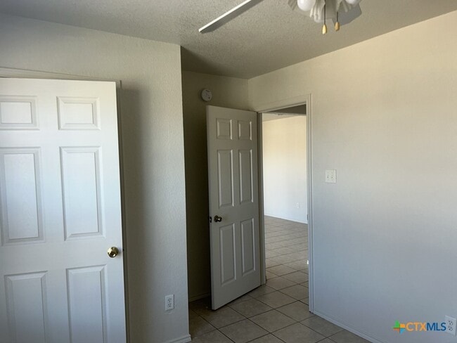 Photo - 3307 Toledo Dr Unidad B