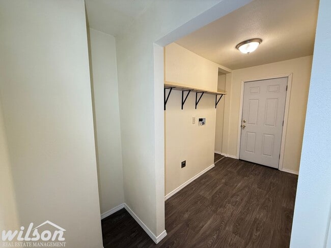 Photo - 1004 W Mead Ave