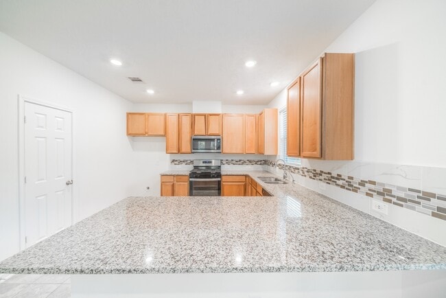 Photo - 27618 Mesabe Dr