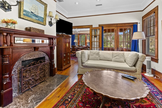 Photo - 305 NE 4 St Unit ID1359131P