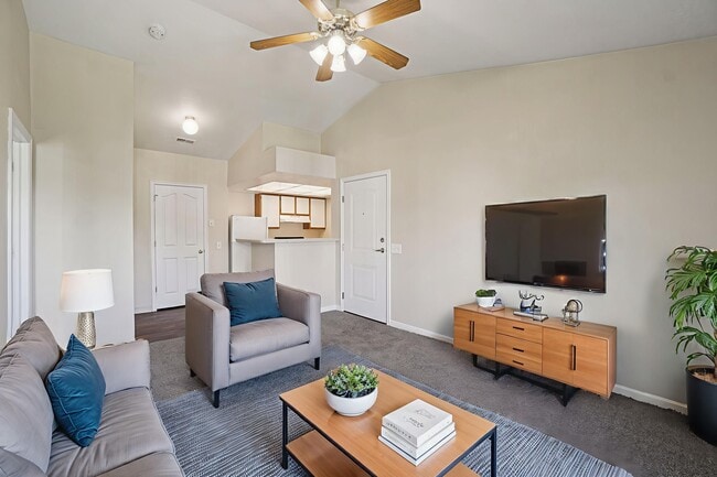 Sterling Pointe Apartments