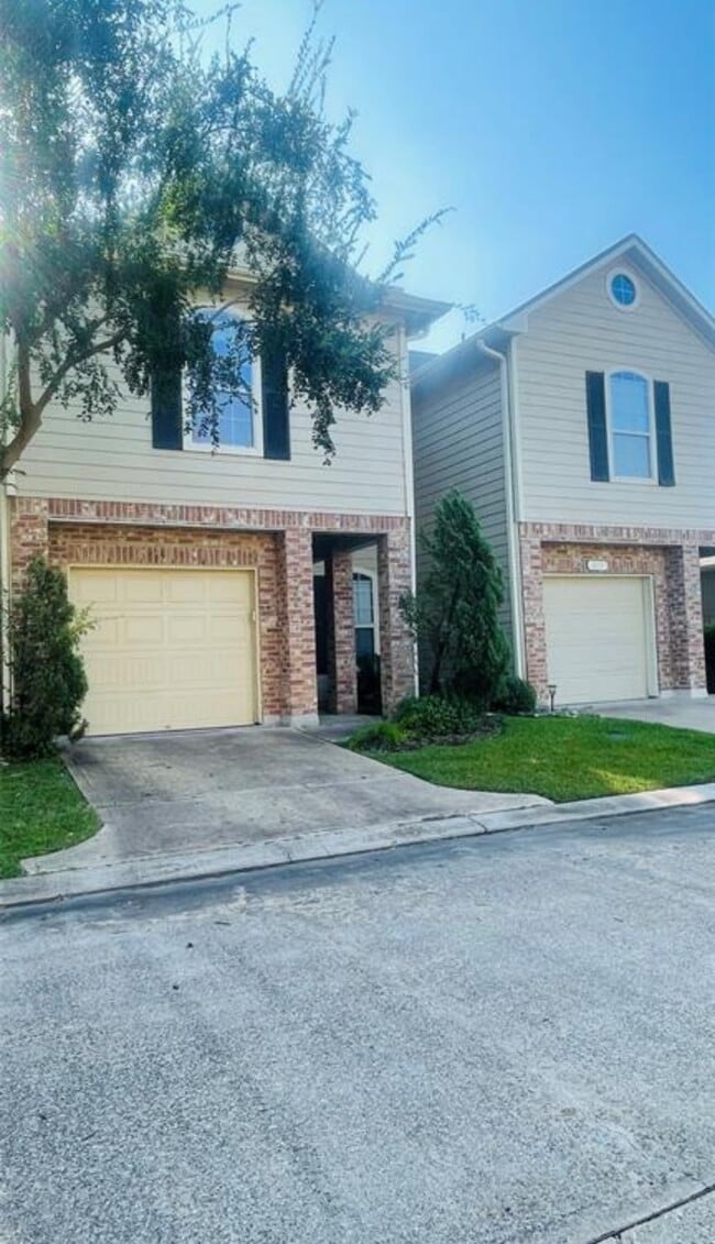 Building Photo - 815 Sterling Creek Cir Rental