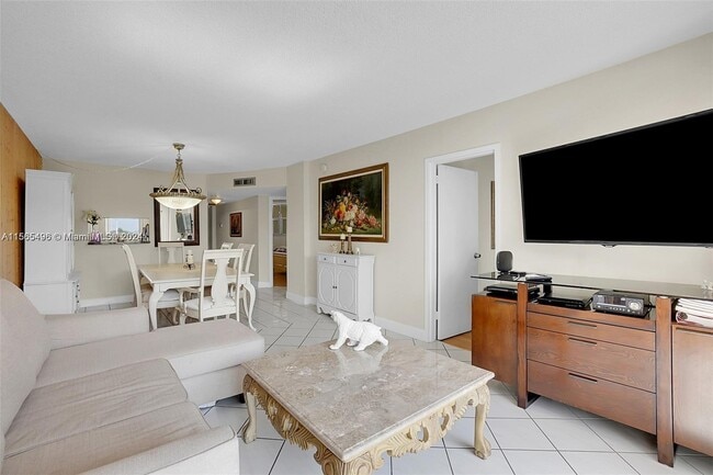 Photo - 5321 NE 24th Ter Unit GREAT UPGRADED CONDO
