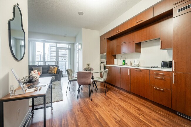 Photo - 4798 Yonge St Unit ID1346014P