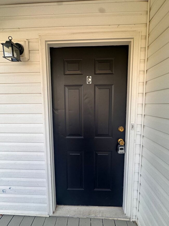 Photo - 121 Clyde Dr Unit C