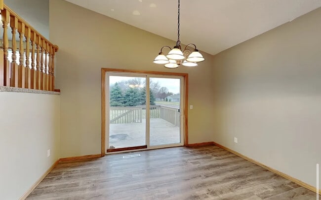 Photo - 10711 Unity Ln N