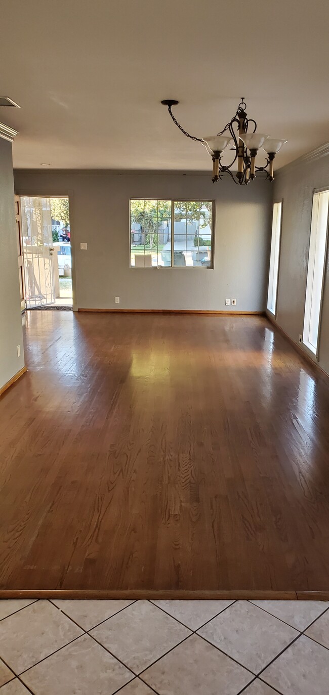 Sala de estar/comedor - 540 Oak St