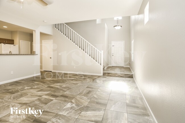 Photo - 528 E Brown Breeches Ave