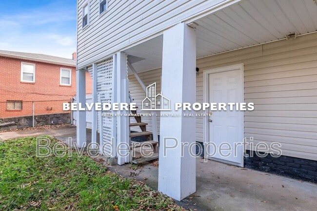 Photo - 437 24th St NW