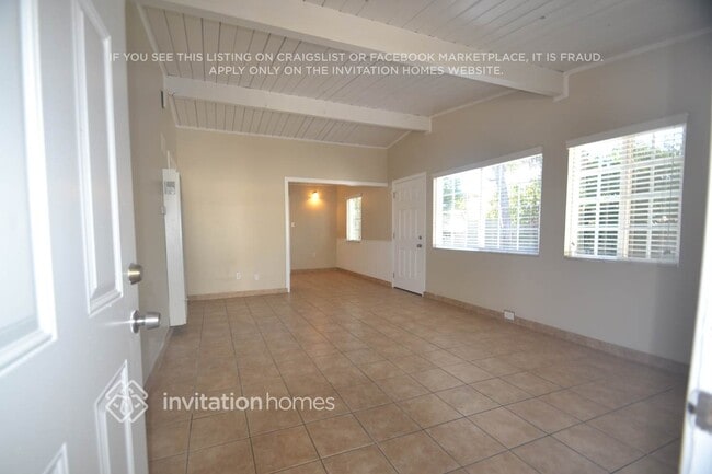 Photo - 5727 Cedarglen Dr