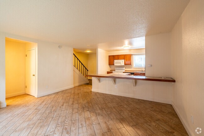 2BR, 1.5BA - 1,050SF - Living Room