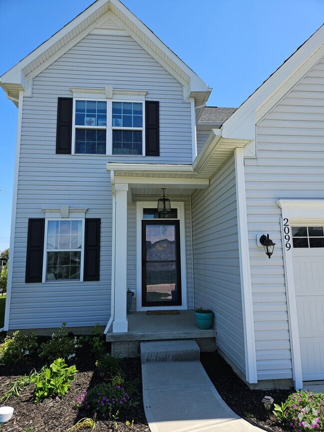 Building Photo - Spacious 4BR House in Willoughby