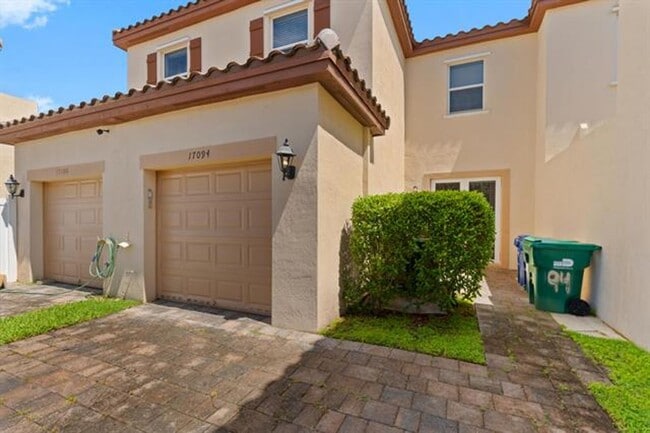 Photo - 17094 SW 95th Terrace