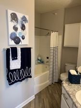 Show unit 2BR, 2BA Bath SF 1050