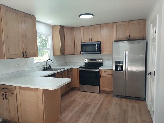 Photo - 278 Wolfner Dr