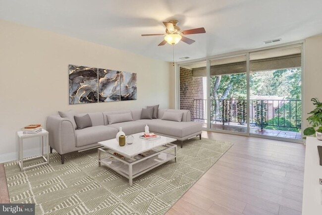 Photo - 1439 Northgate Square Unit 39/21B
