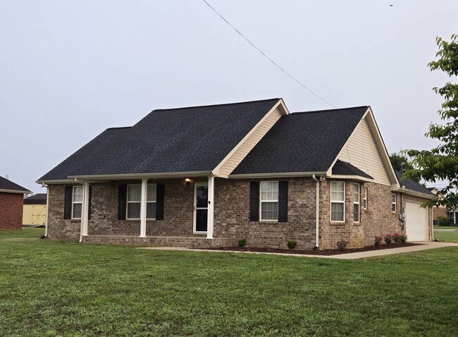 Photo - 1315 Auldridge Dr House