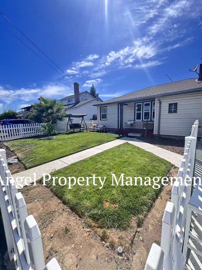 Photo - 435 Patton Ave