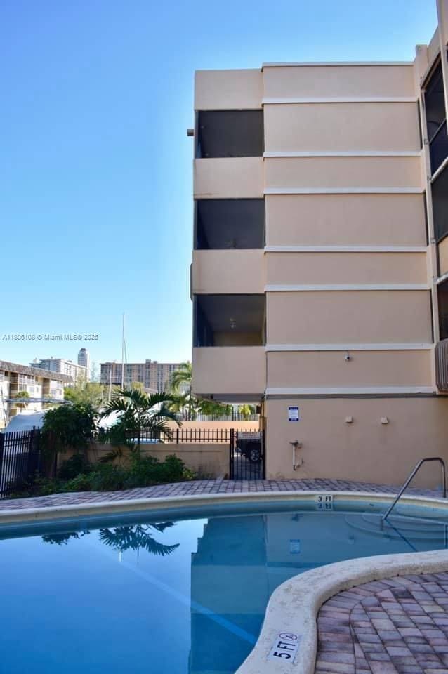 Photo - 3527 NE 168th St Unidad 408