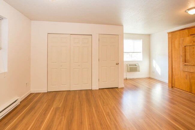 Photo - 1906 S 14th St W Unit A