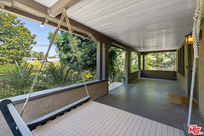 Photo - 1650 Maltman Ave