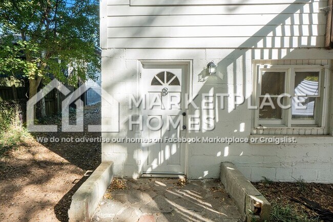 Photo - 717 Kalb St SE