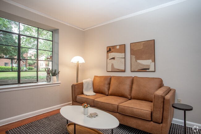 The Kingsley Floor Plan - Living Area - Cameron Court Apartments