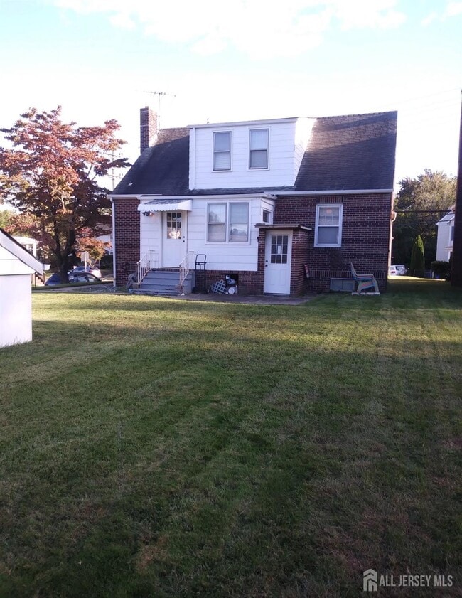 Photo - 503 Main St