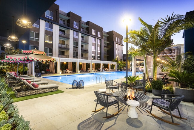 Broadstone Edition apartments — community photo
