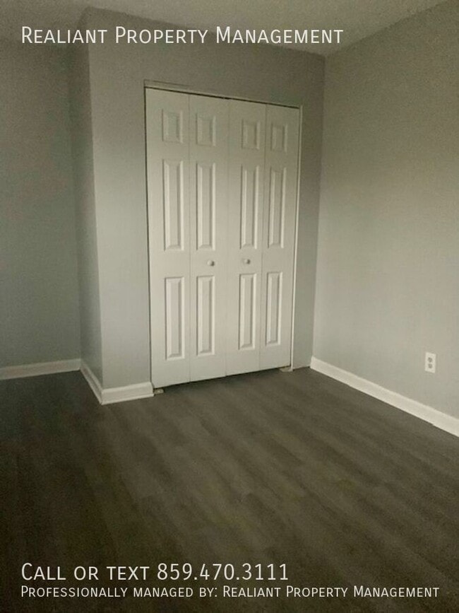 Photo - 215 Green St