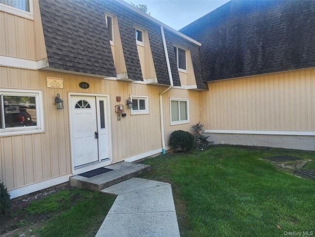 Building Photo - 18 Pavilion Ridge Way Unit 1