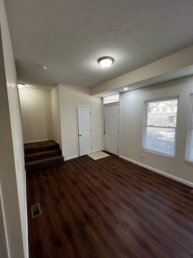 Photo - 269 E 13th Ave
