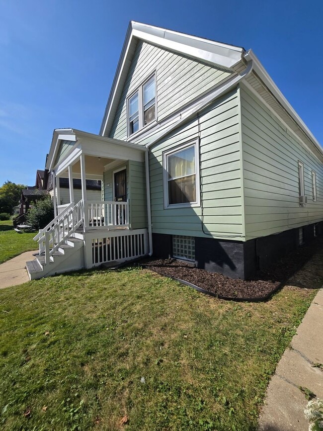 Photo - Freshly Renovated Two-Bedroom Single-Family Home in Milwaukee