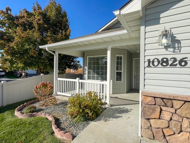 Photo - 10826 Hackberry St